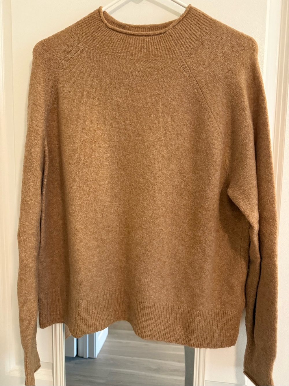 J.Crew Supersoft Merino Alpaca Blend Camel Crewneck Sweater, size Medium